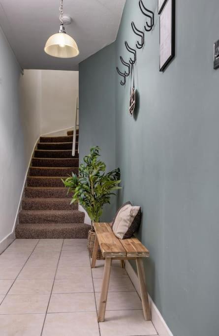 The Stirling Townhouse Villa ภายนอก รูปภาพ