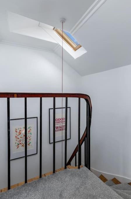 The Stirling Townhouse Villa ภายนอก รูปภาพ