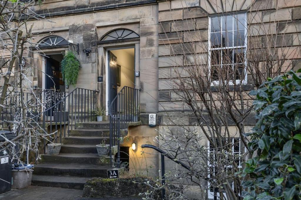 The Stirling Townhouse Villa ภายนอก รูปภาพ